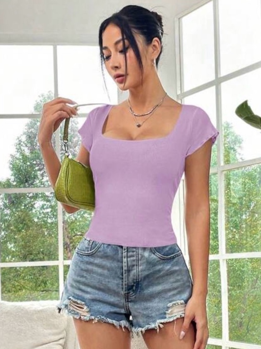 Lavender Square-Neck Short Sleeve Tee for Women Size M